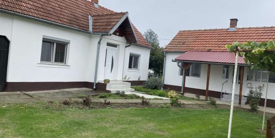 Kuća u Dvorovima 23/24