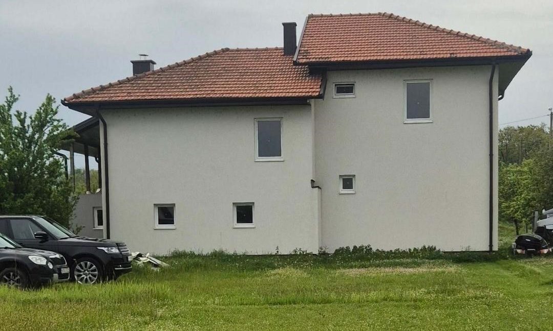 1000014370