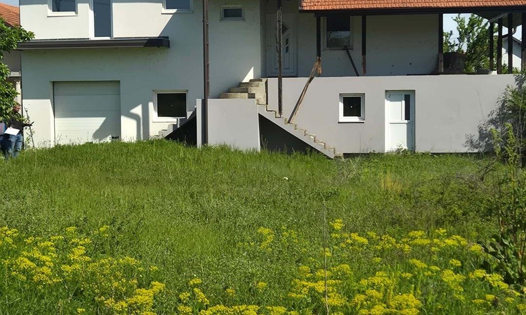 1000014373